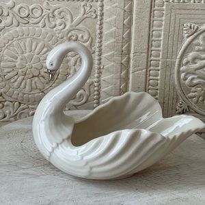 Vintage Lenox White Porcelain Swan.